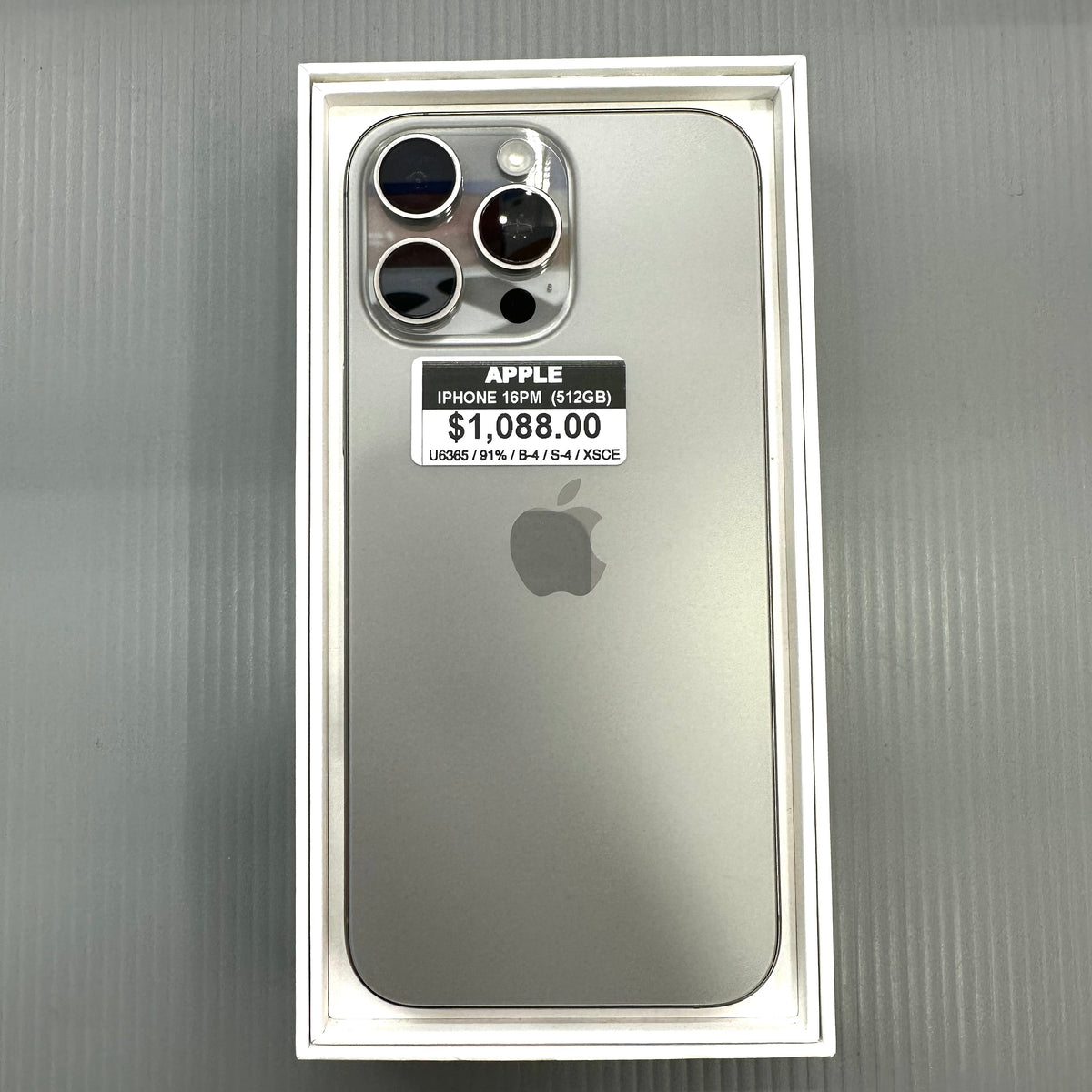 Apple iPhone 16 Pro Max (512GB) - #U6365/Pre-Owned