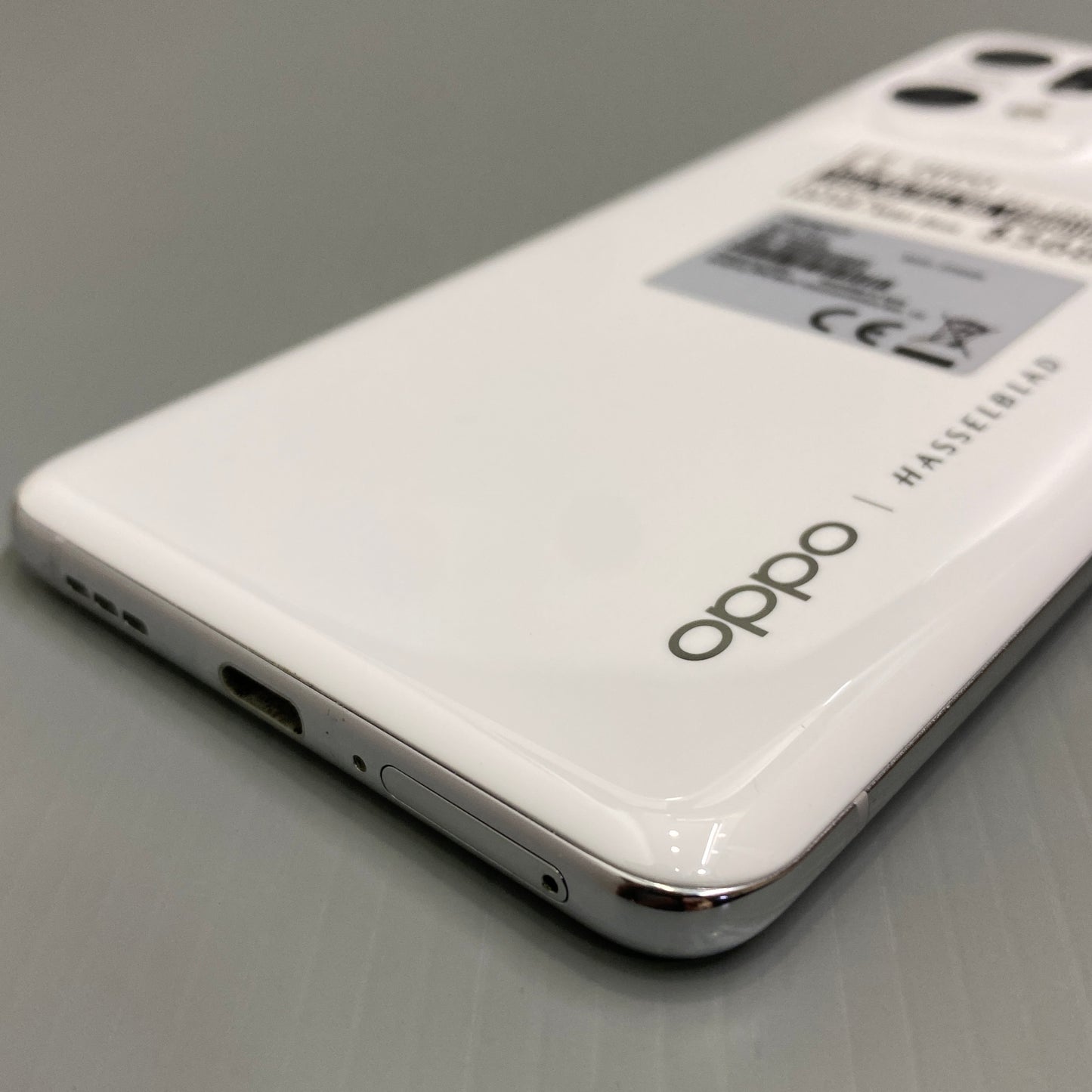 Oppo Find X5 Pro 5G (256GB) - #U5138/Pre-Owned