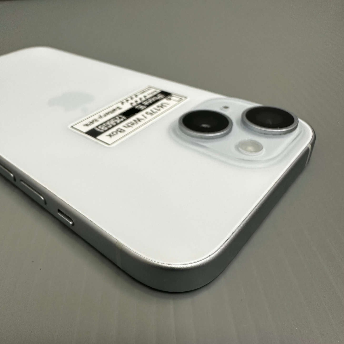 Apple iPhone 15 (256GB) - #U6175/Pre-Owned