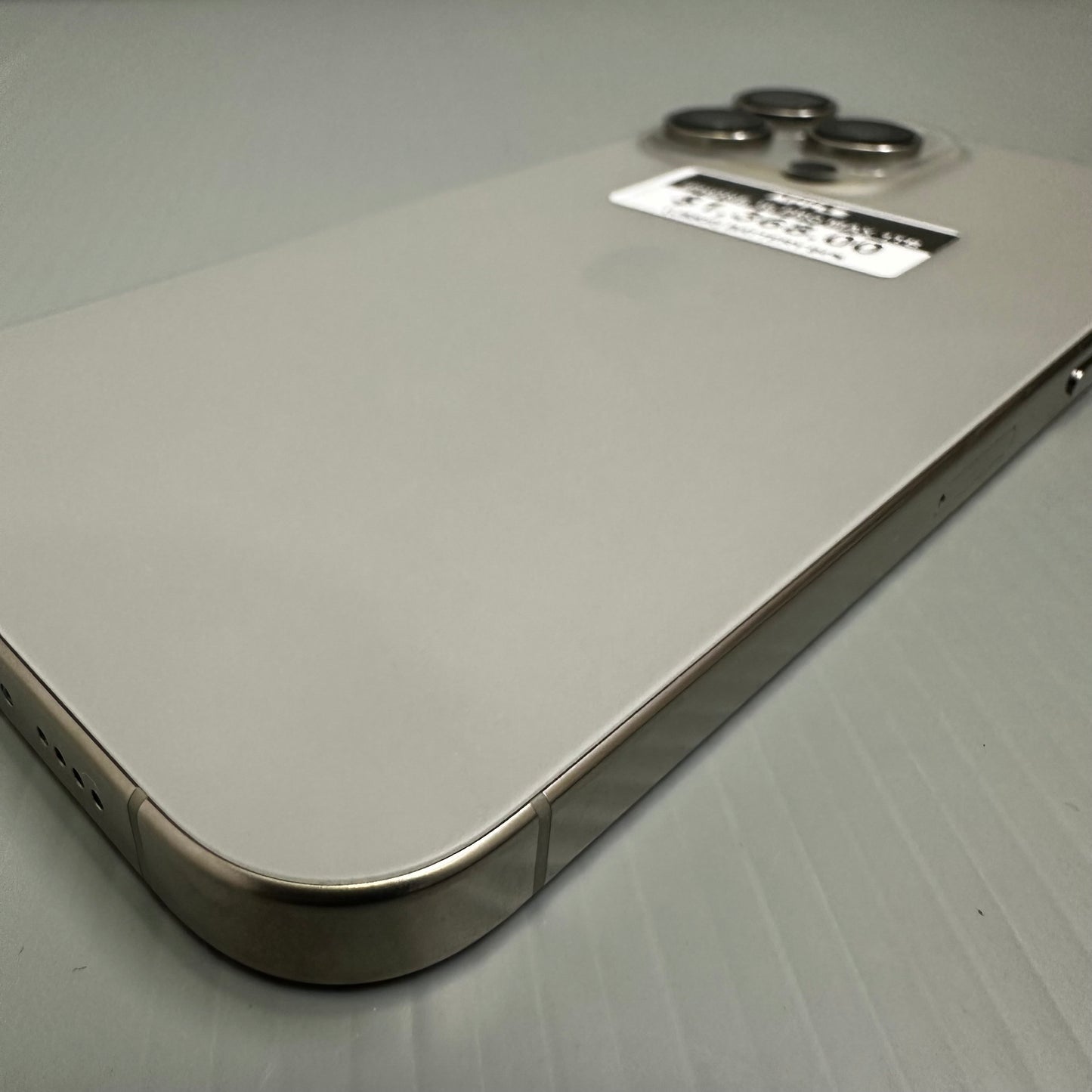 Apple iPhone 16 Pro Max (1TB) - #U6302/Pre-Owned