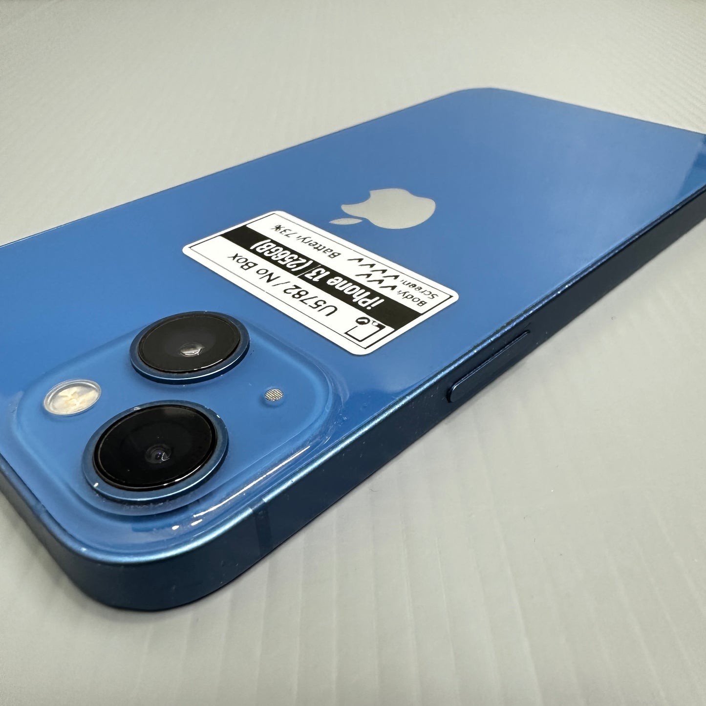 Apple iPhone 13 (256GB) - #U5782/Pre-Owned