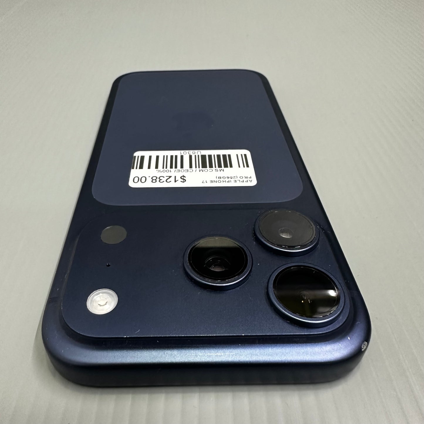 Apple iPhone 17 Pro (256GB) - #U6303/Pre-Owned