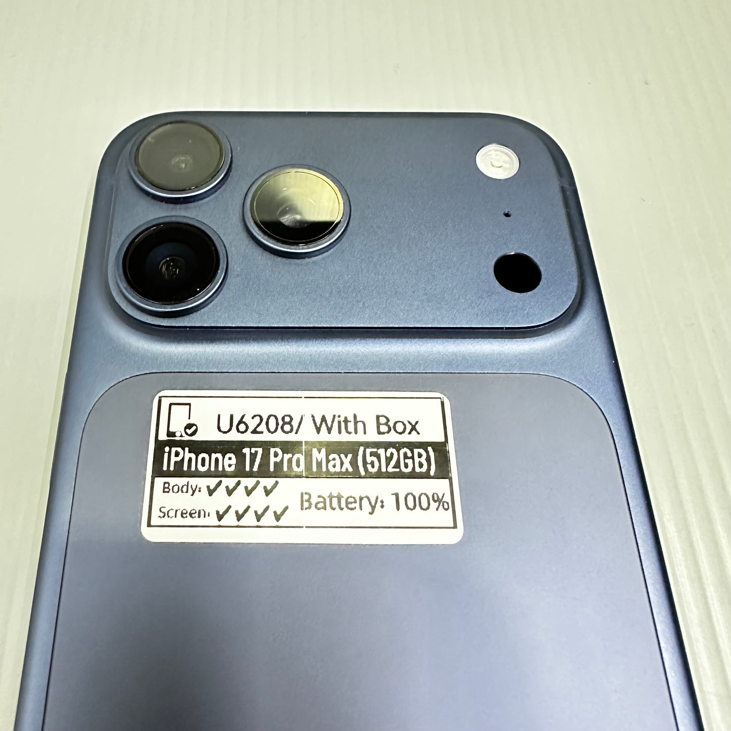 Apple iPhone 17 Pro Max (512GB) - #U6208/Pre-Owned