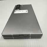 <div style="font-size:80%">#U5762<BR>Samsung Z Fold6 5G<br>(256GB)</font></div>