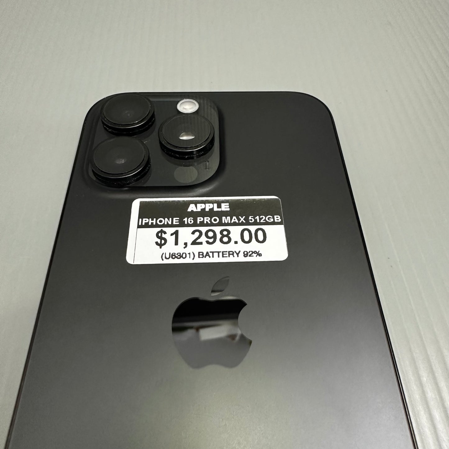 Apple iPhone 16 Pro Max (512GB) - #U6301/Pre-Owned