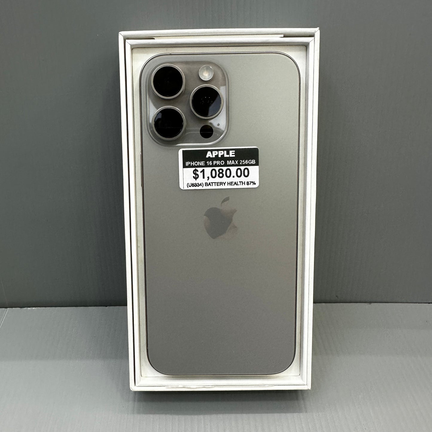 Apple iPhone 16 Pro Max (256GB) - #U6334/Pre-Owned