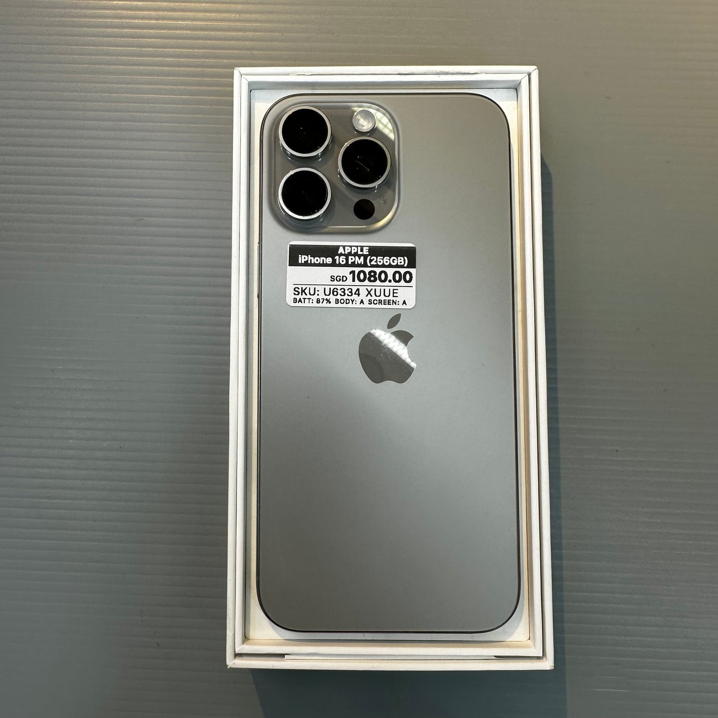 Apple iPhone 16 Pro Max (256GB) - #U6334/Pre-Owned