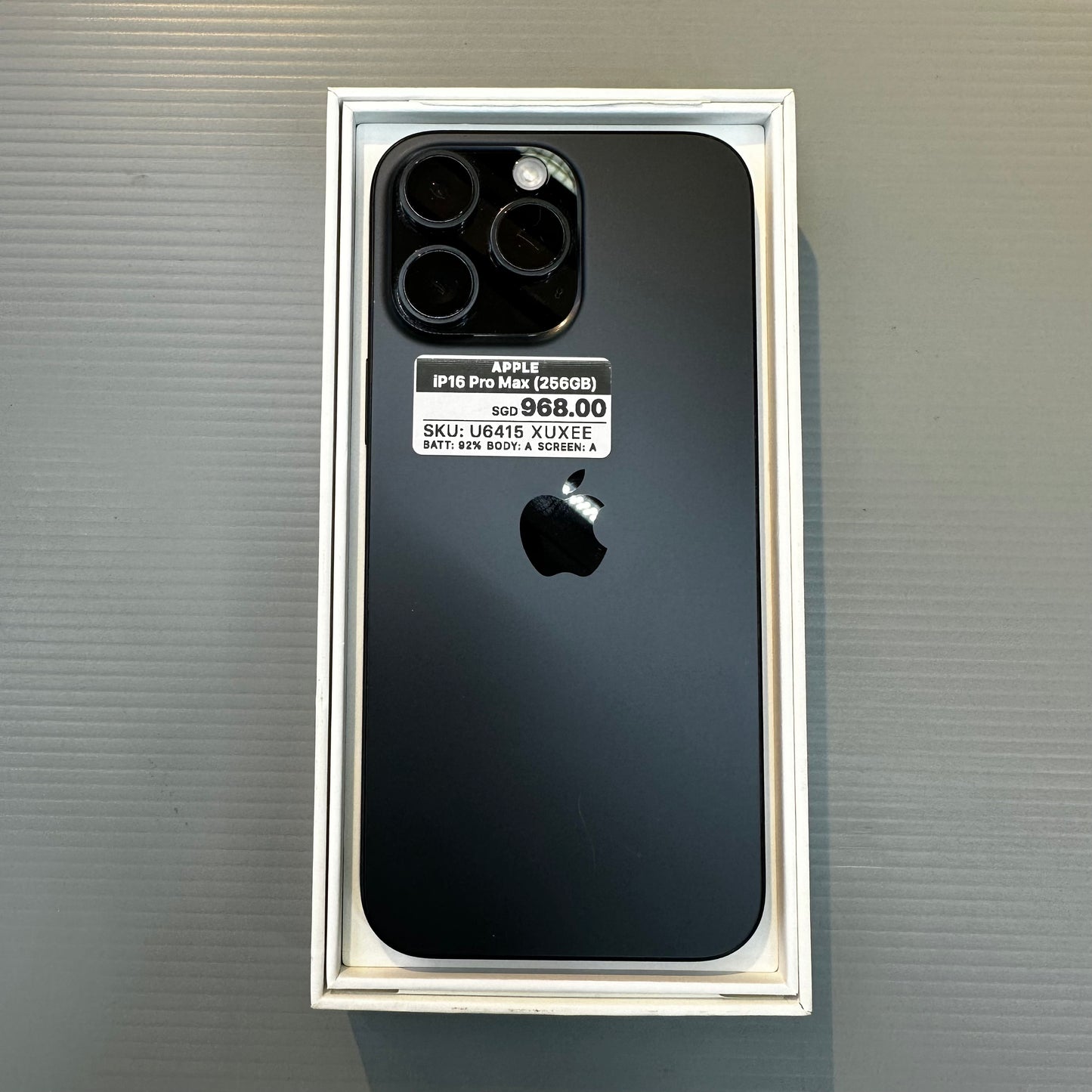 Apple iPhone 16 Pro Max  (256GB) - #U6415/Pre-Owned
